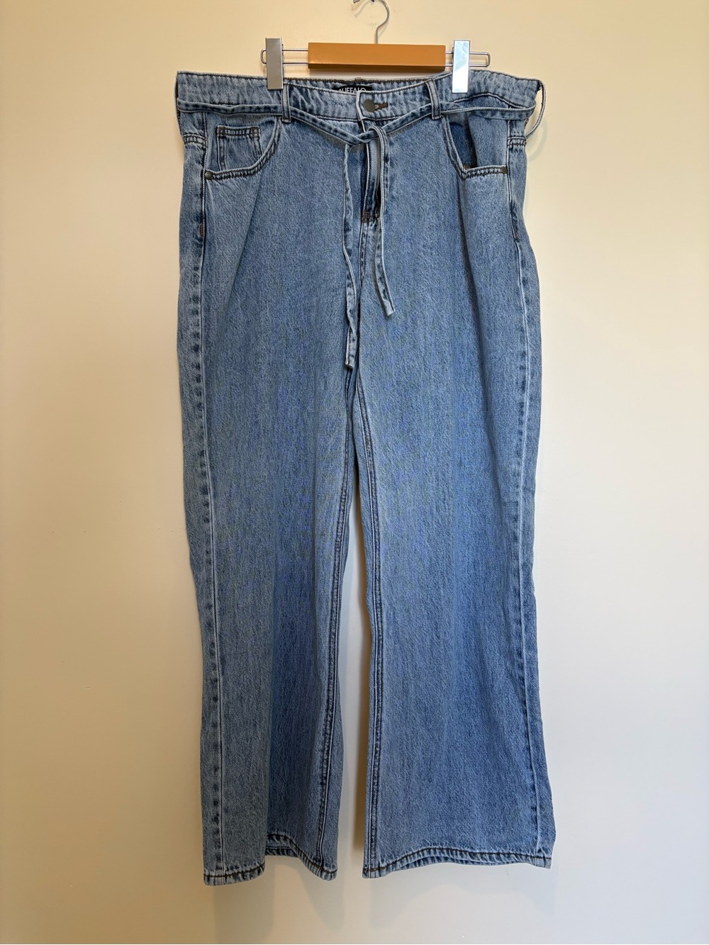 NWT Buffalo David Bitton Light Blue Wide Leg Jeans with Tie Waist Size 12